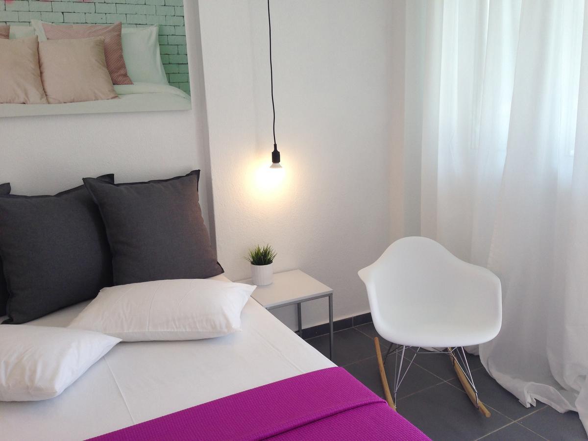 Philoxenia Suites Vrasná エクステリア 写真
