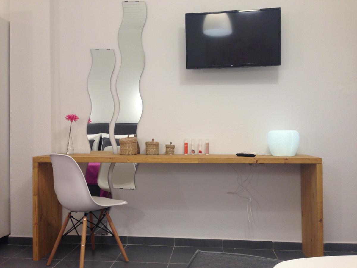 Philoxenia Suites Vrasná エクステリア 写真